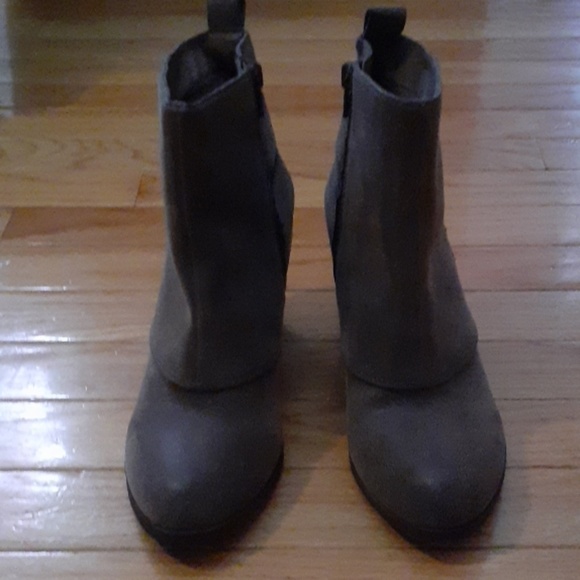 American Rag Booties - Picture 5 of 5